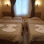 Aparthotel Send 3*