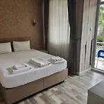 Send Aparthotel 3*