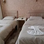 Apartmanhotel Send 3*