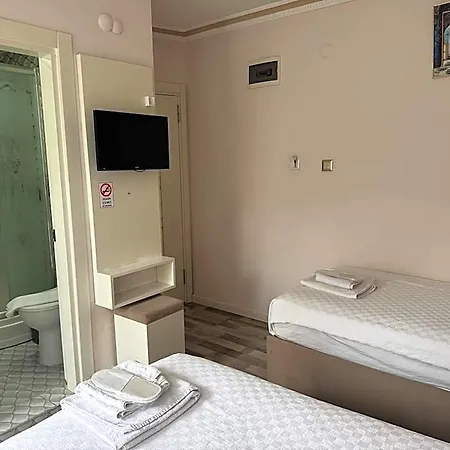 Aparthotel Send 3*